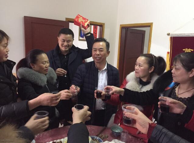 58bf7373bc3ac.jpg 58bf7373bc3ac.jpg