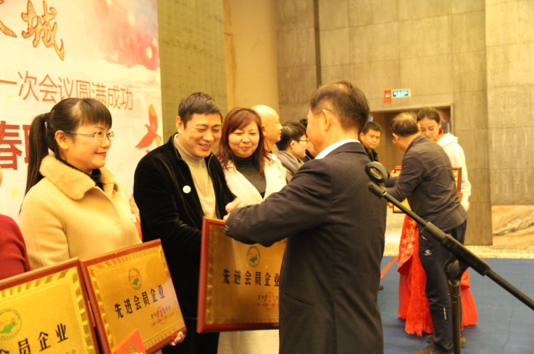 5a4214f83fb21.png blob.png